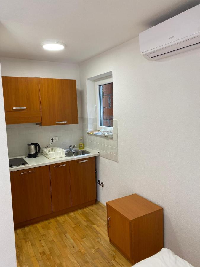 נובי ווינודולסקי Apartments La Mer מראה חיצוני תמונה