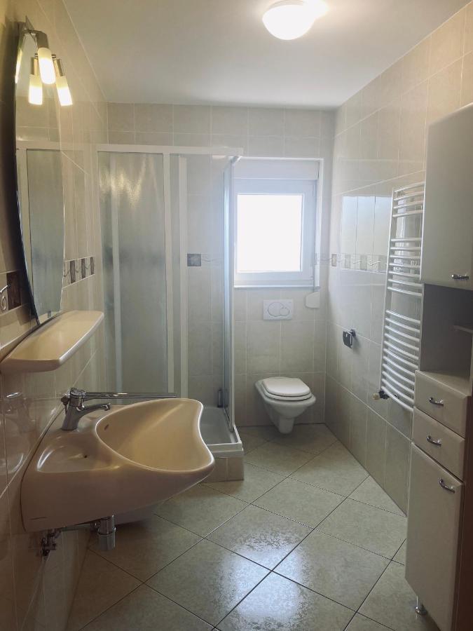 נובי ווינודולסקי Apartments La Mer מראה חיצוני תמונה